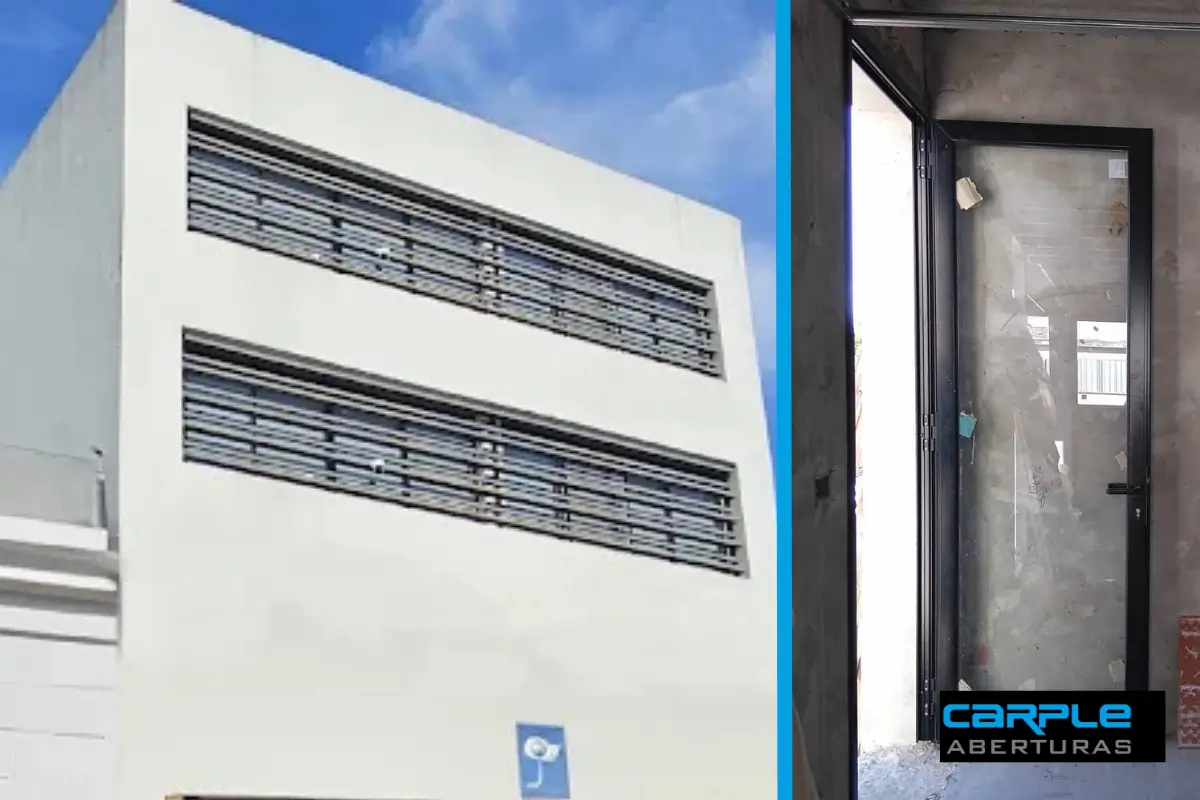Aberturas Módena negras — Oficinas WNinternet, Dorrego 2409, Rosario